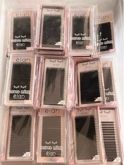Lash trays