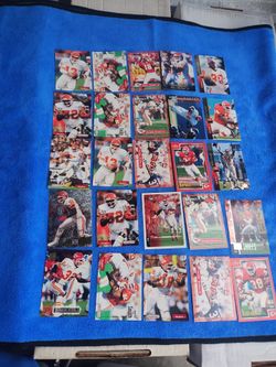 NFL SPORTS CARDS KANSAS CITY CHIEFS (64 CARDS)