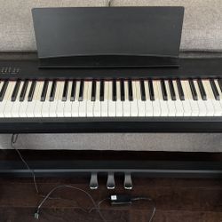 Roland FP-25 Full Size 88 Keyboard (FP-30)