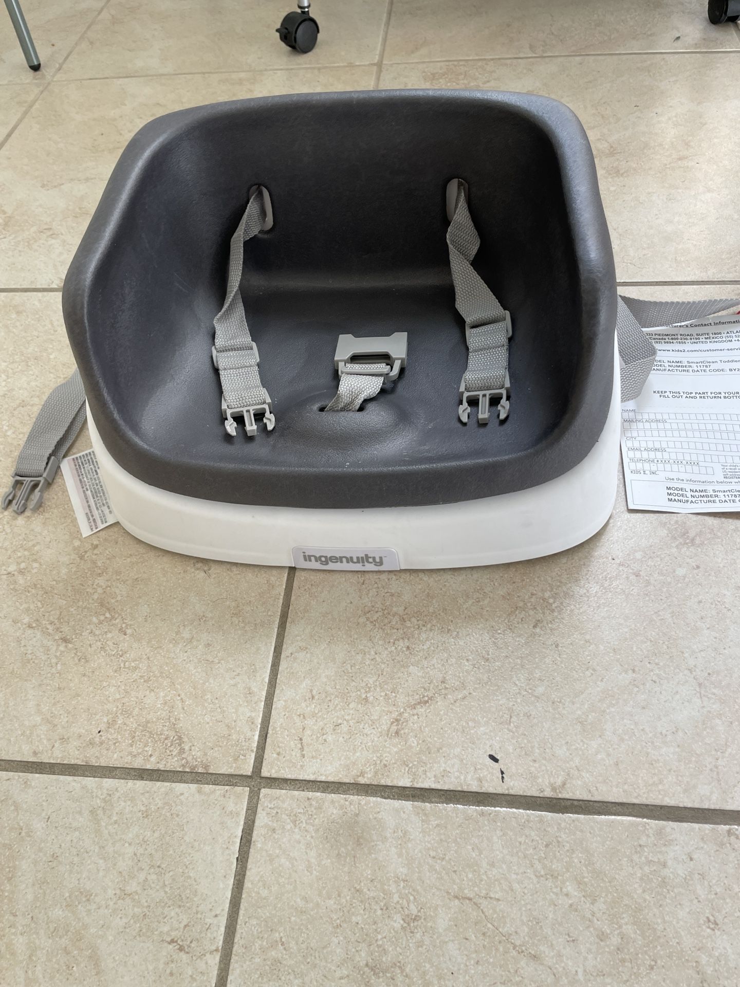 Ingenuity Toddler booster seat