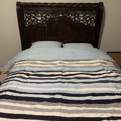 Queen Cherry Wood Bed 
