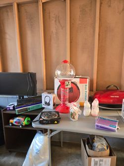 5 family yard sale 6/19 and 6/20