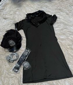Women’s cop costume