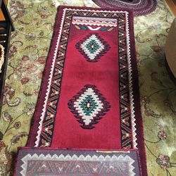 Beautiful  13’x21/5 Runner !!!