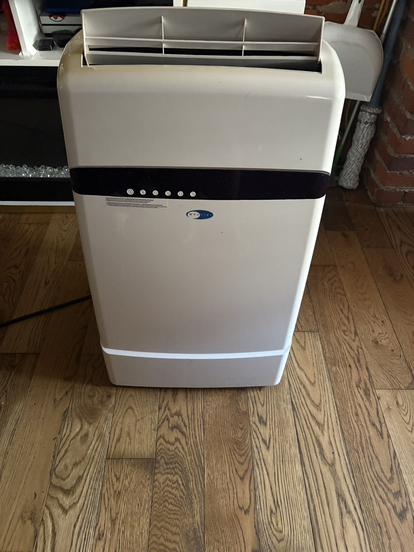 Whynter AC UNIT /HEATER Both In 1