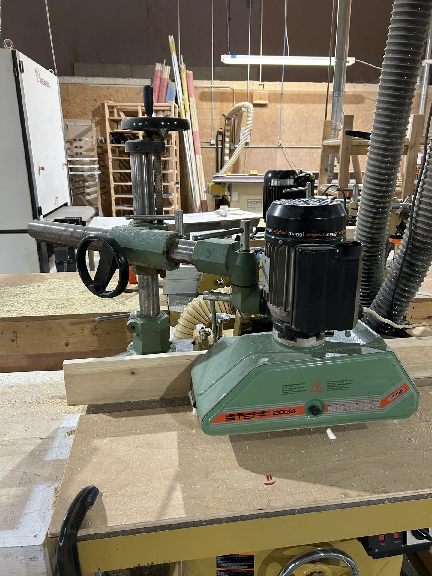 Steff 2034 Power Feeder