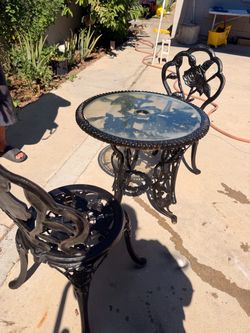 Metal table