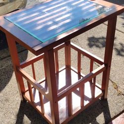 Perfect Condition End Table With Glass Top 20 By 14 X22 1/2
