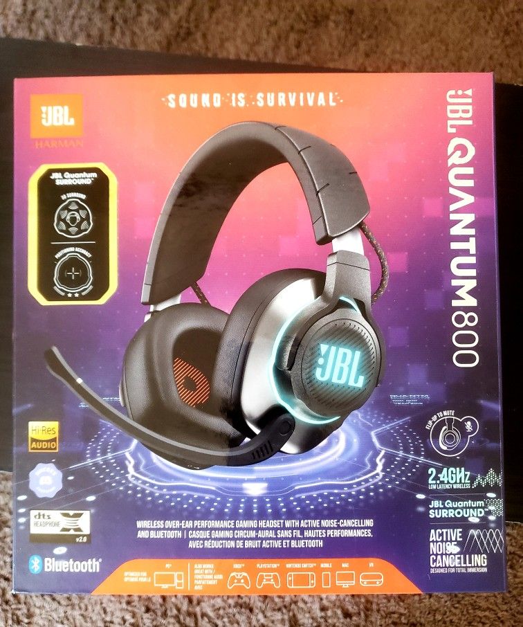 JBL QUANTUM EAR PHONES