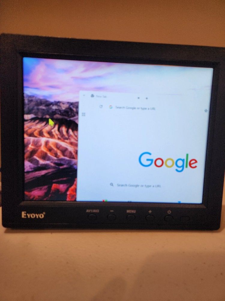 Mini monitor 8 inches