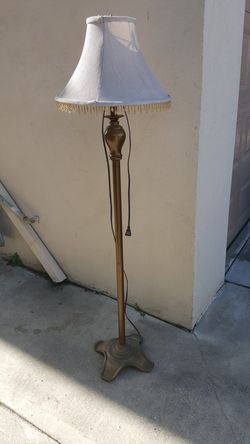 Floor lamp