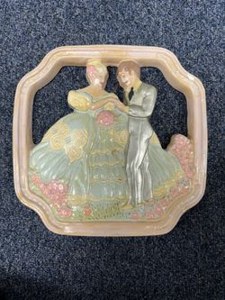 Vintage Chalkware Romantic Courting Couple 3D Wall Plaque Mid Century Ivory 