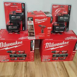 18volt , Milwaukee Compact Brushless Drill And Impact, 2 Sets And Small Drill Everything Together 