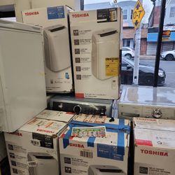 New Toshiba 6000btu Portable AC