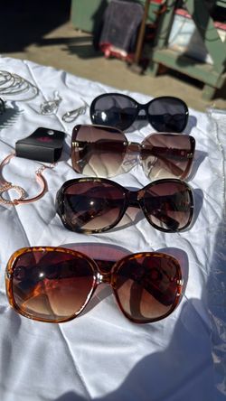 Lot of 4 Oversized Women's Sunglasses