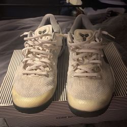 Kobe 8 