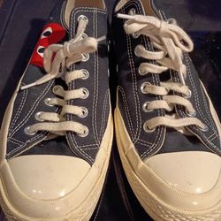 CONVERSE PLAY " COMME DES GARCONS  PLAY SNEAKERS MEN 9. WOMEN 11
