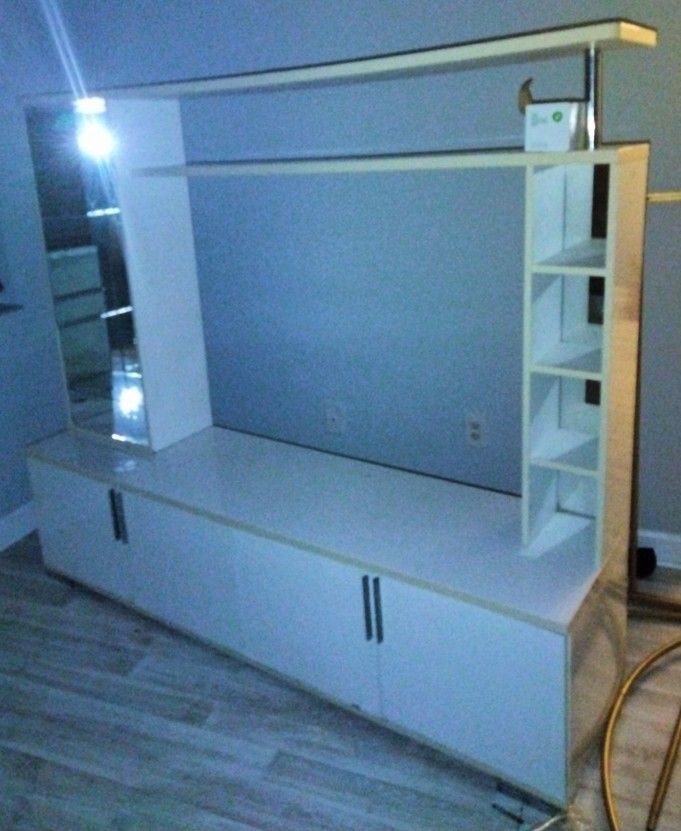 Modern Glass And Mirror Media Center w Storage