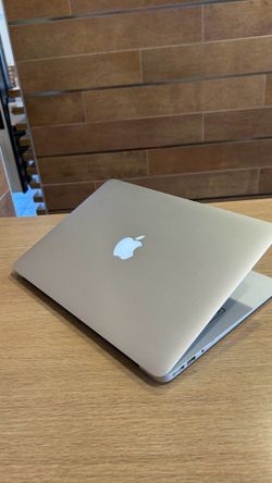 Apple MacBook Air 13” i5/8GB/256GB SSD $180