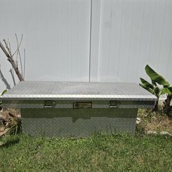 Continental Crossover Truck Tool Box