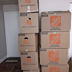 Home Depot Moving Boxes in Great Condition 