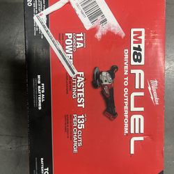 MILWAUKEE M18 FUEL 5" Flathead Braking Angle Grinder – 8,500 RPM, RAPIDSTOP Brake, Low-Profile Design (Model 2886-20) (Bare Tool)