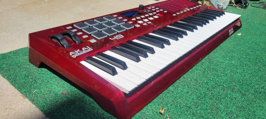 AKAI MAX49 MIDI KEYBOARD