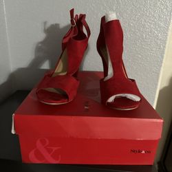 Red High Heels Velvet 