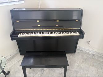 1986 Yamaha P2 piano