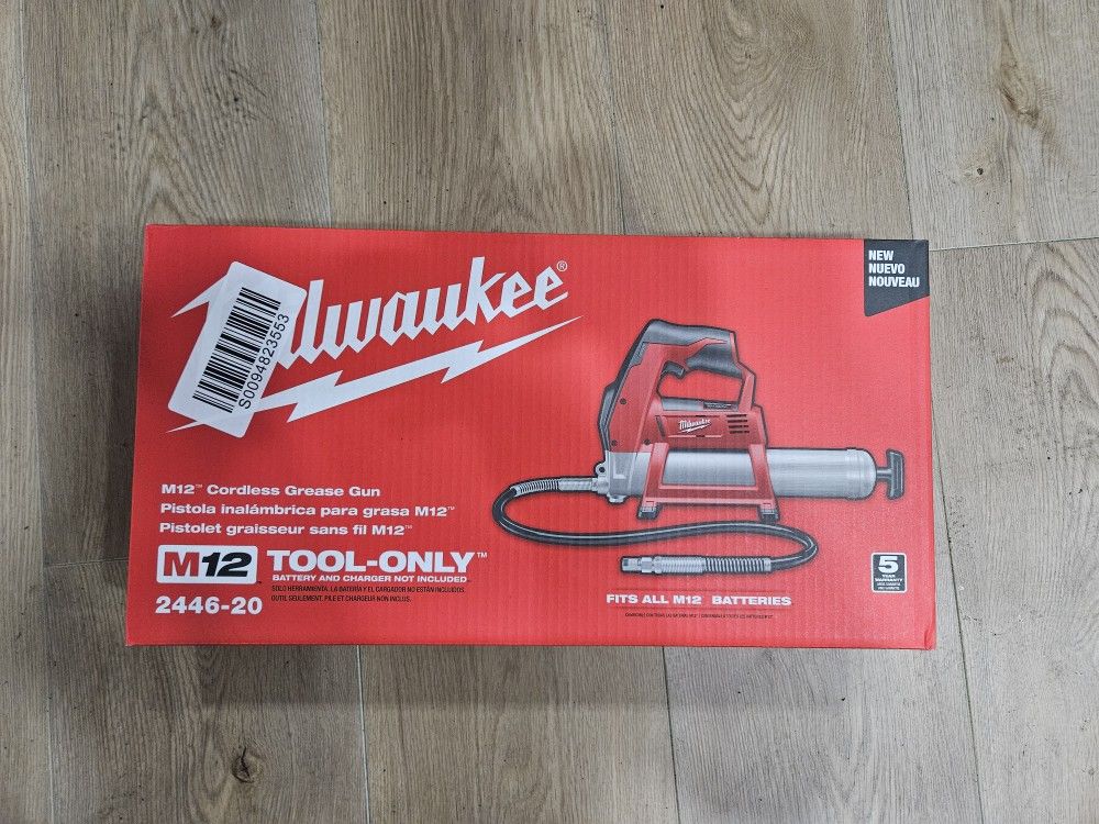 Milwaukee M12 Grease Gun