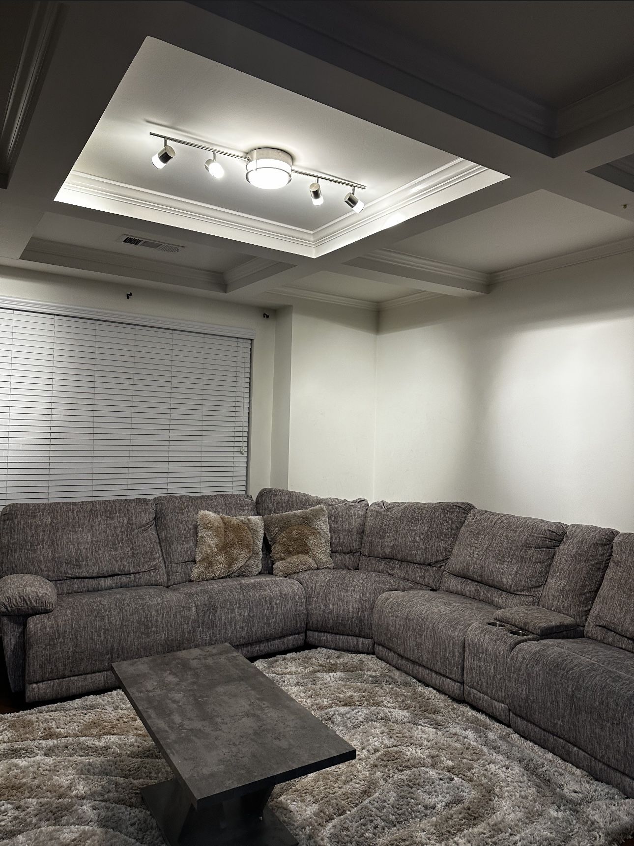 Sectional Couch That Reclines On Both Sides