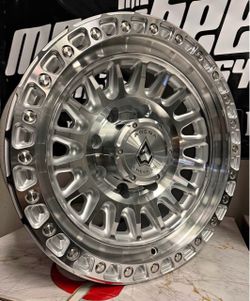 Arena Wheels & Tires