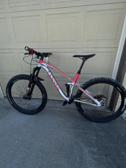Canyon Nueuron bike