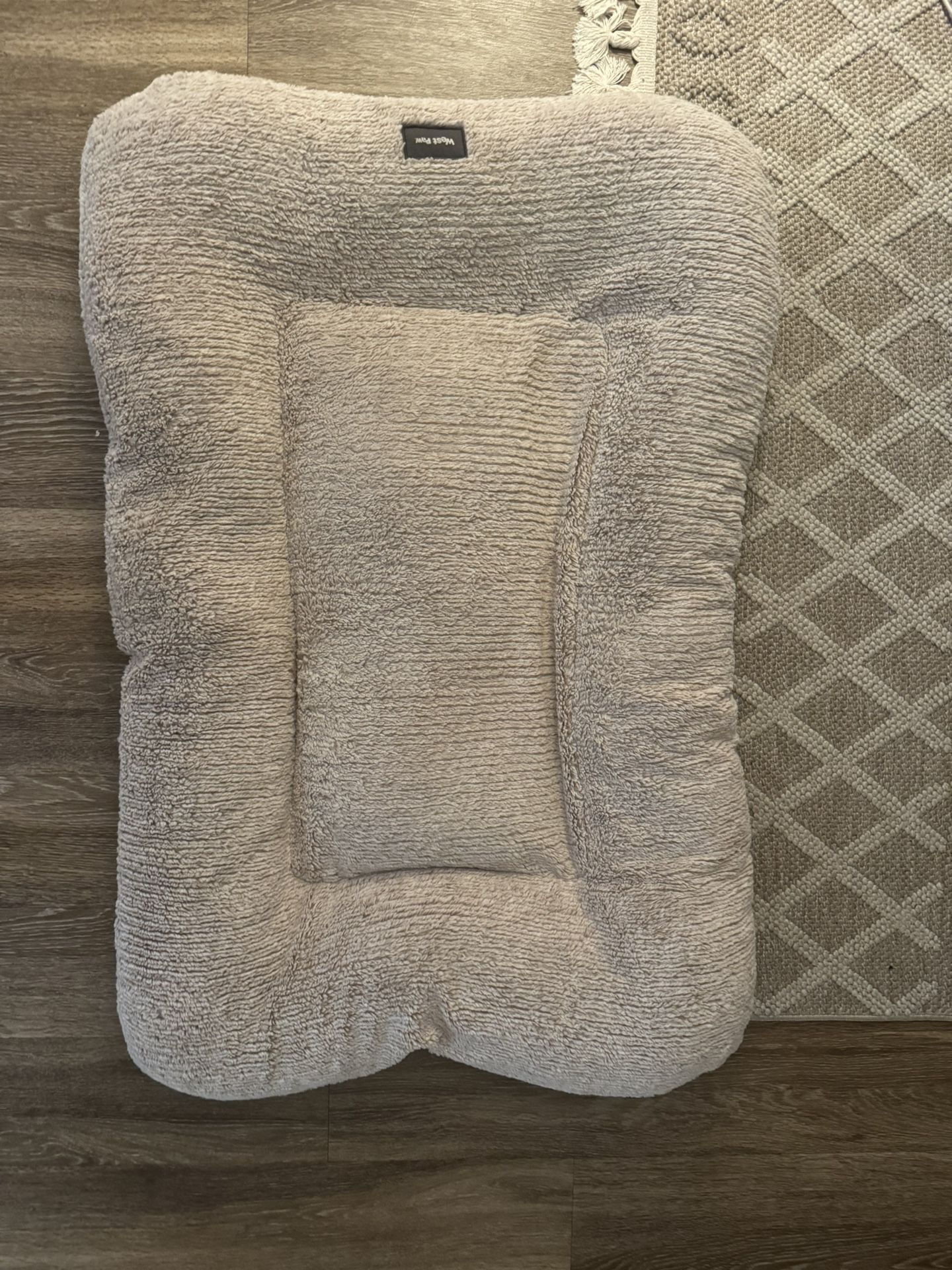 Large/medium Dog Bed By West Paw