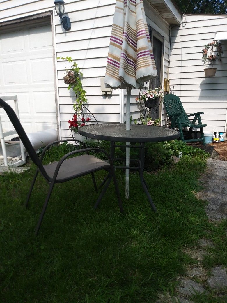Small Glass Table For Deck Backyard $5