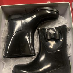 Rain Boots. Size 9 Jessica Simpson NEW In Box!!