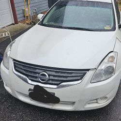 2010 Nissan Altima (PARTS ONLY)