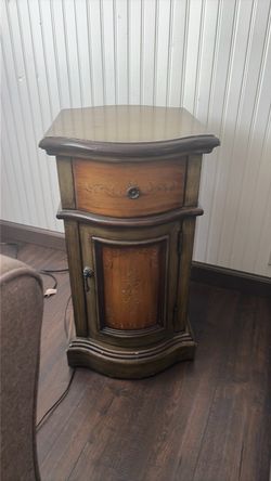 End table