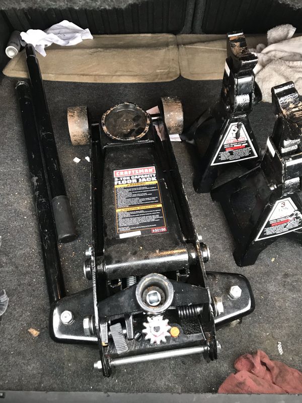 Craftsman 3 Ton Floor Jack with Jack Stands for Sale in Chicago, IL OfferUp