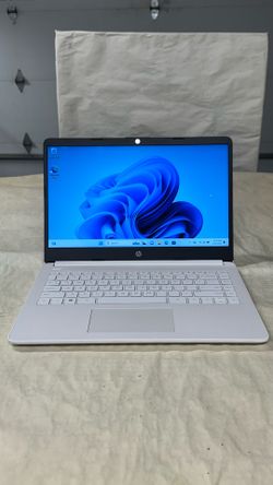 Hp InteR) Celeron(R) N4020 Like New price is Firm  Read Description