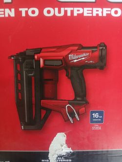 Milwaukee straight finish nailer