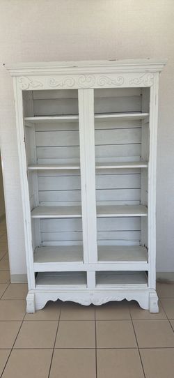Armoire
