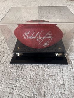Mike Singletary Signed Official Wilson NFL Football w/ Display Case