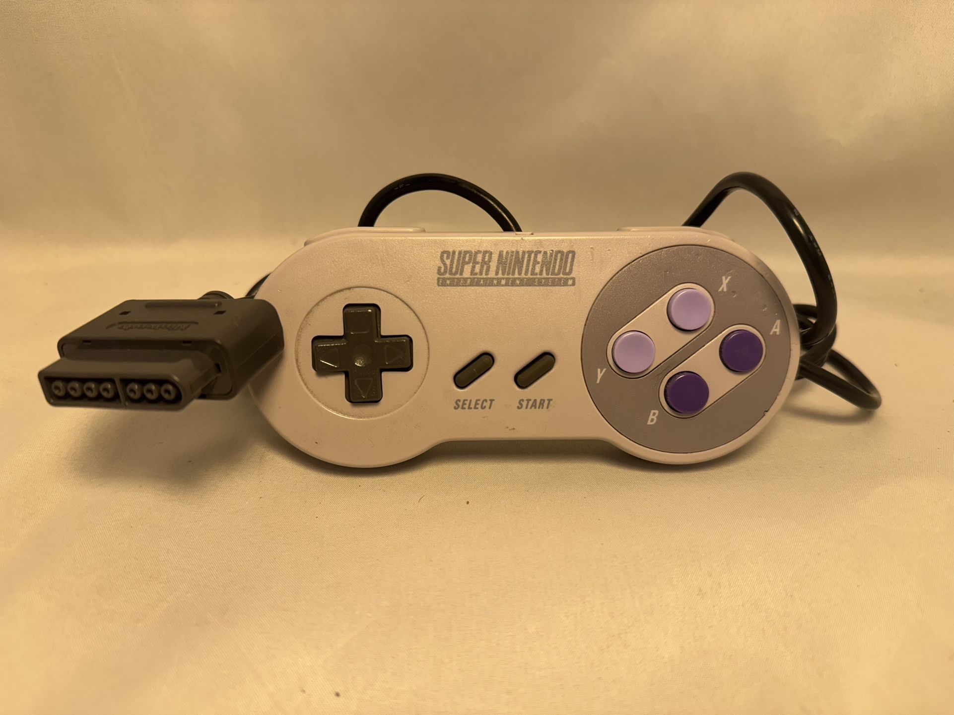 SNES Controller ( Super Nintendo Entertainment System)