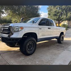 2015 Toyota Tundra