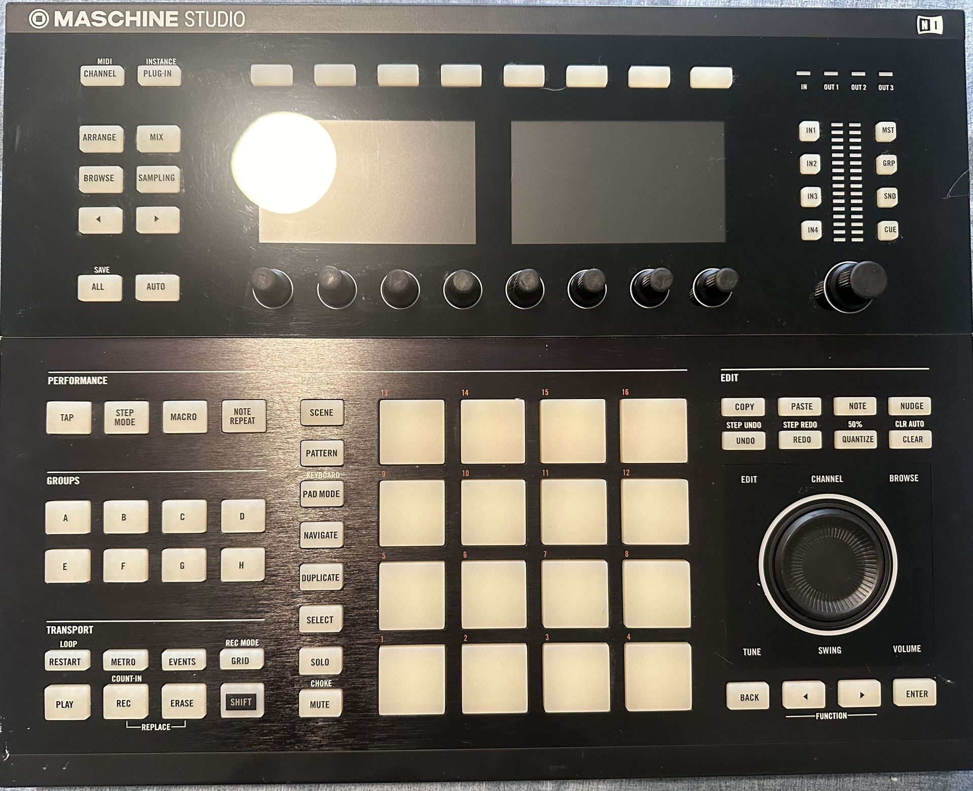 Maschine Studio Black