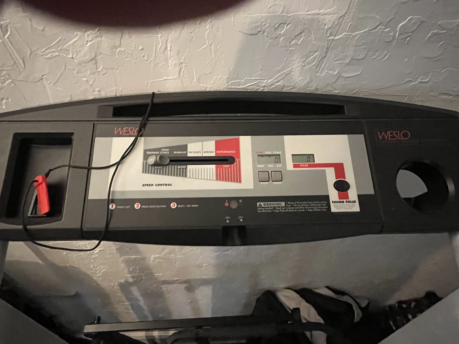 Treadmill Weslo Cadence LS8
