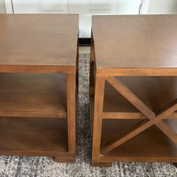 Victoria Hagen End Table/nightstands