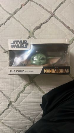 The Child Planter The Mandalorian
