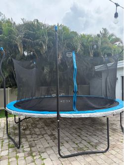 Large trampoline